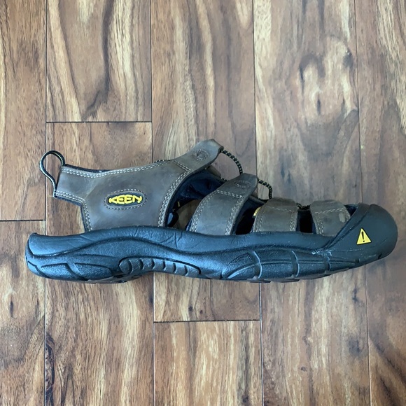 ❌SOLD❌ KEEN Newport Leather Hiking Sandals - Picture 6 of 7